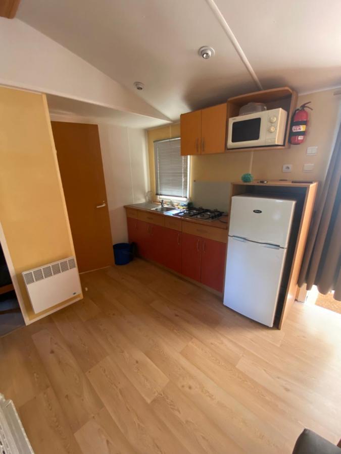 Camping Parc Les 7 Fonts Agde Bagian luar foto